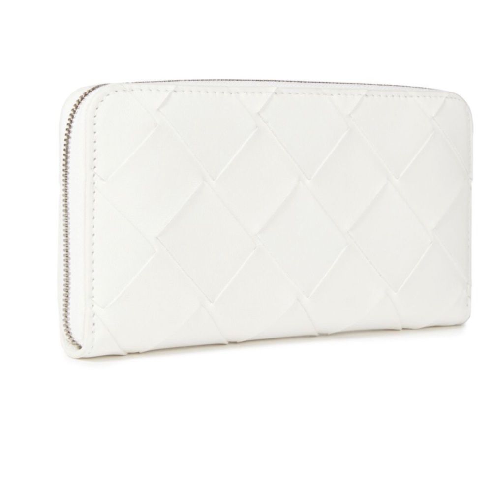 NEW BOTTEGA VENETA Leather Clutch Wallet Intreccio Panel Zipped in Ivory